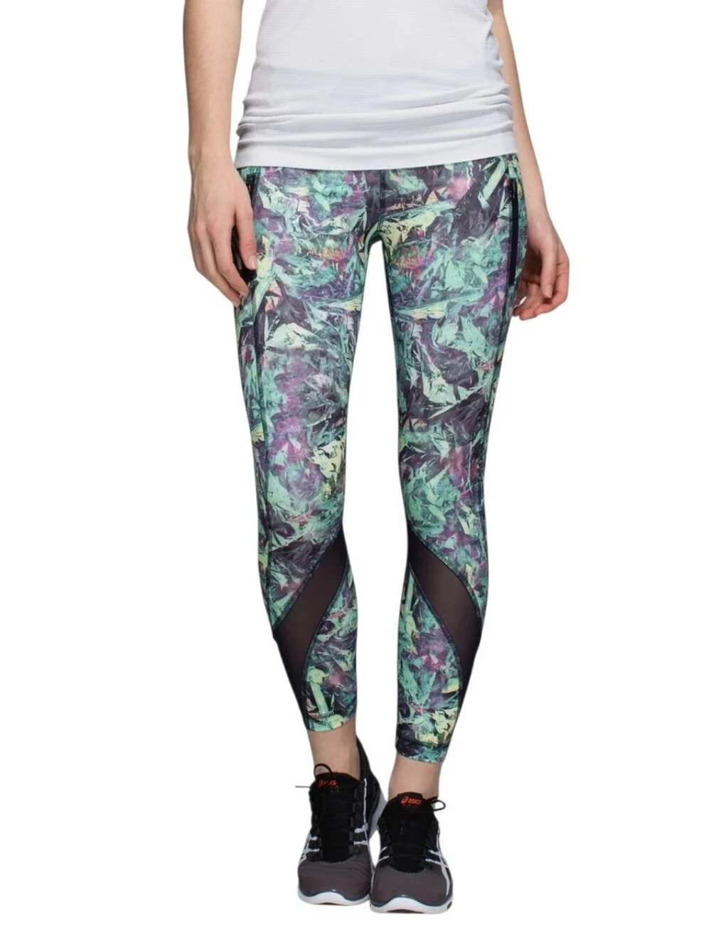 Lululemon inspire II multicolor leggings size 4